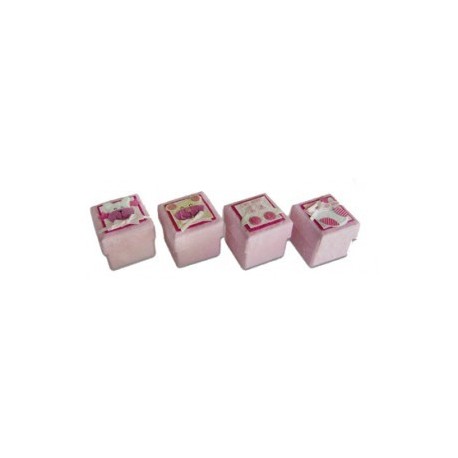 Set de 24 boîtes assorties Roses bébé.